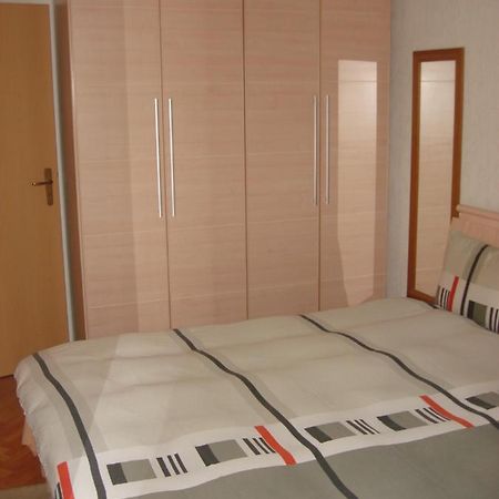 Jani Apartment Pristina Esterno foto